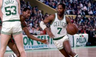 赠人玫瑰手有余香