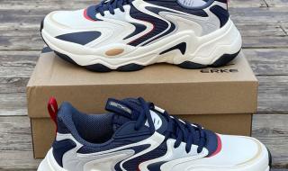 鸿星尔克多款产品标价79元