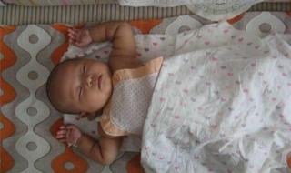 放在里面睡觉的睡姿有哪些 放在里面睡觉的睡姿有哪些